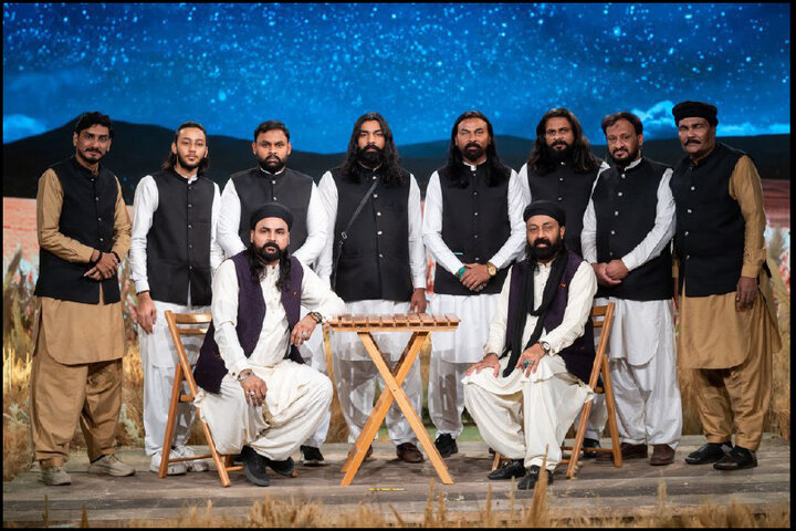 روایتی از حضور گروه موسیقی اهل سنت پاکستان در ایران؛ عشق به اهل بیت (ع) مرز نمیشناسد