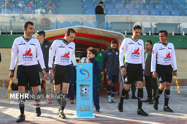 لیگ برتر فوتبال - سپاهان اصفهان و چادرملو اردکان