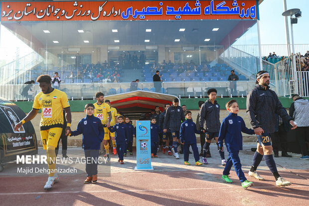 لیگ برتر فوتبال - سپاهان اصفهان و چادرملو اردکان 3