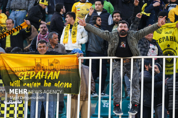 لیگ برتر فوتبال - سپاهان اصفهان و چادرملو اردکان 35
