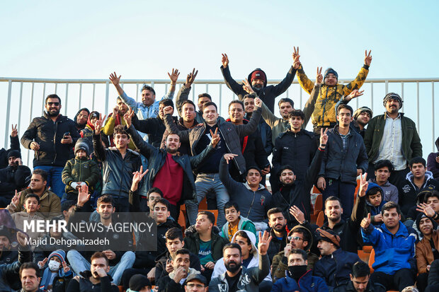 لیگ برتر فوتبال - سپاهان اصفهان و چادرملو اردکان 38