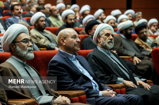 همایش سراسری خادمان حضور با حضور رئیس مجلس