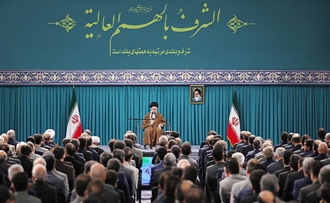 دیدار جمعی از فعالان بخش خصوصی با رهبر انقلاب اسلامی