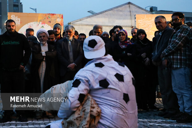 دومین روز جشنواره تئاتر فجر