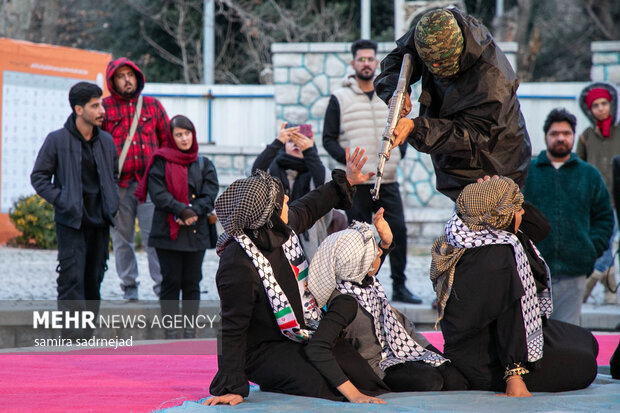 سومین روز جشنواره تئاتر فجر