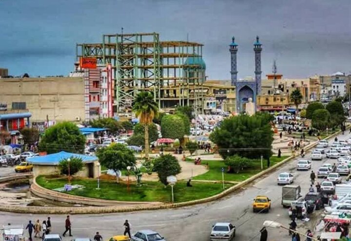 بازاریان گناوه مطالبات و خواستههای صنفی خود را با ارائه راهکار بیان کنند