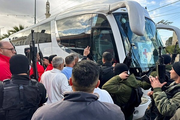 Serbest bırakılan Filistinli tutuklu: Direniş tüm Filistinli tutukluları serbest bırakacak Serbest bırakılan Filistinli tutuklu: Direniş tüm Filistinli tutukluları serbest bırakacak