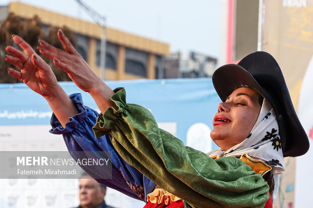 چهارمین روز جشنواره تئاتر فجر