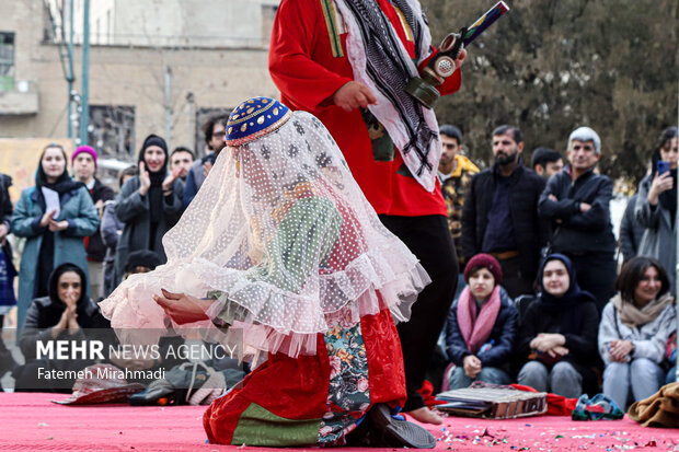 چهارمین روز جشنواره تئاتر فجر