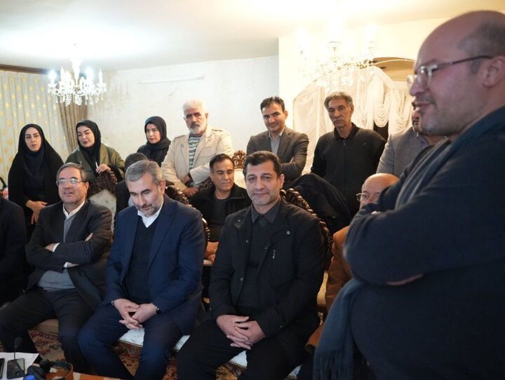 وضعیت بحرانی دریاچه ارومیه تصویری از وضعیت دریاچه ارومیه