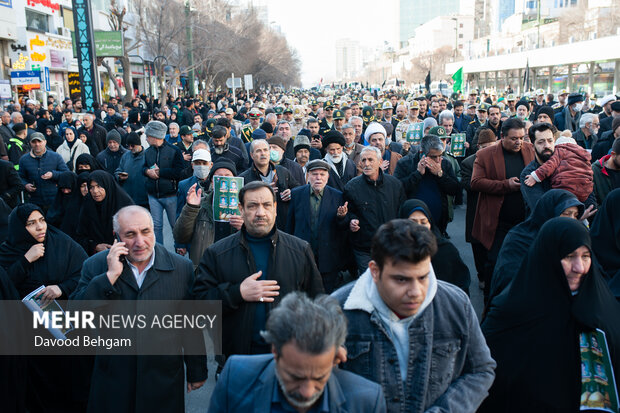 تشییع پیکر شهدای مرزبانی و دفاع مقدس در مشهد