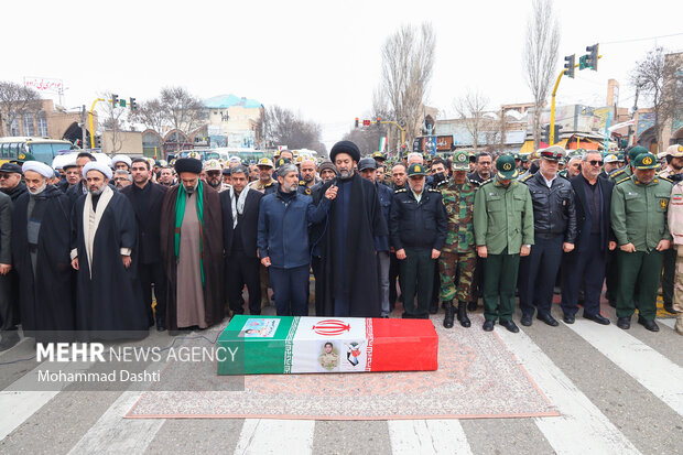 تشییع پیکر شهید محسن ایران نژاد در اردبیل