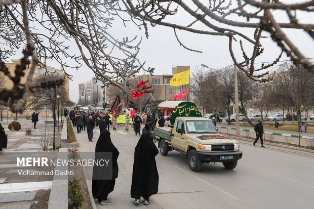 تشییع پیکر شهید محسن ایران نژاد در اردبیل