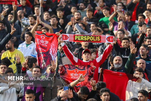 لیگ برتر فوتبال - پرسپولیس و تراکتور