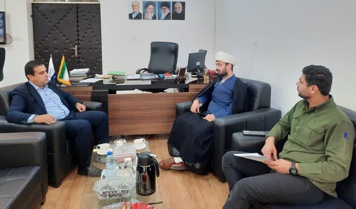 فرهنگ بومی در برنامههای دهه فجر خارگ مد نظر قرار گیرد