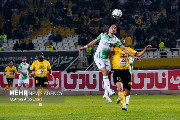 لیگ برتر فوتبال - سپاهان و خیبر