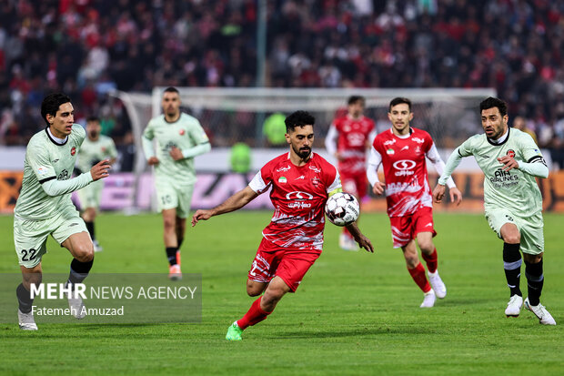 جزئیات طرح توافق پرسپولیس با تراکتور؛ به نام بیرانوند به کام چند بازیکن