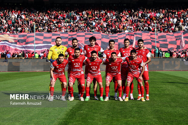 ترکیب تیم فوتبال پرسپولیس برای بازی با فولاد اعلام شد ترکیب تیم فوتبال پرسپولیس برای بازی با فولاد اعلام شد