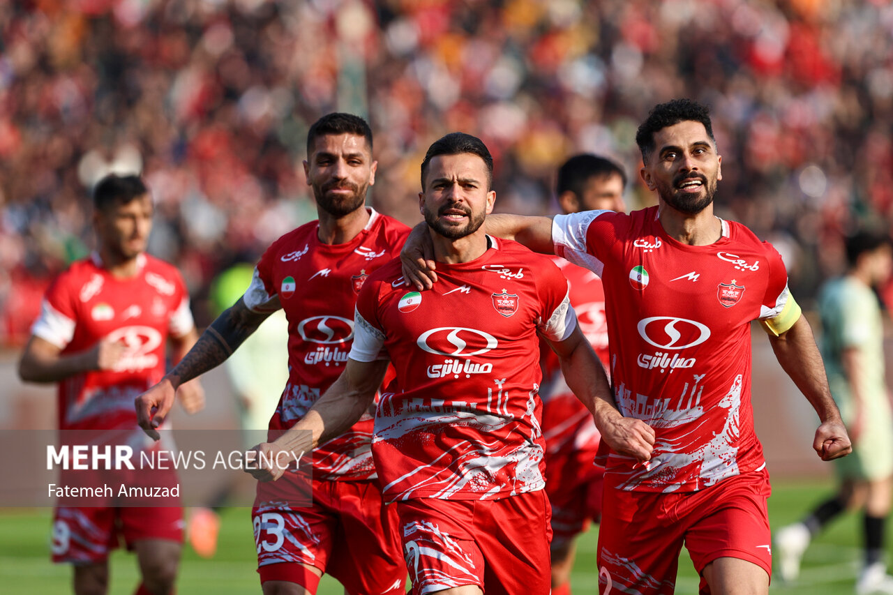لیگ برتر فوتبال - پرسپولیس و تراکتور