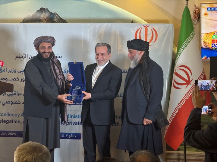 پوستاندازی روابط تهران - کابل در سفر عراقچی به افغانستان