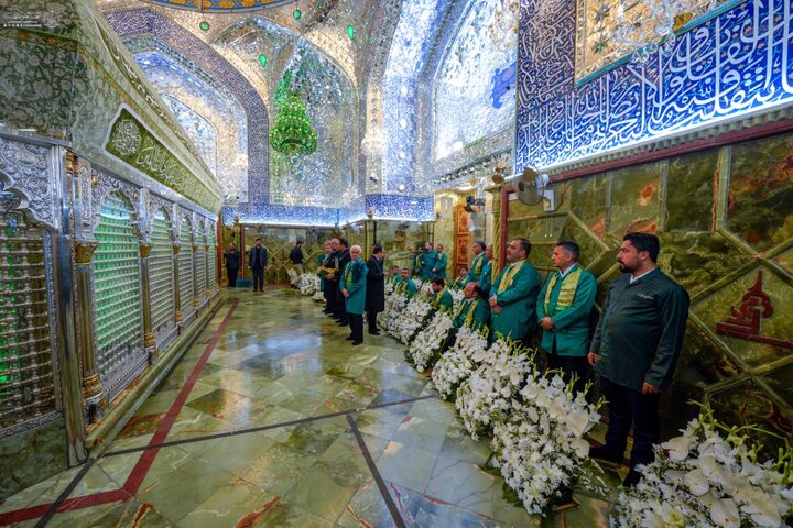 نجف اشرف، عید مبعث کی مناسبت سے حضرت علی (ع) کا روضہ مبارک پھولوں سے سجایا گیا+تصاویر