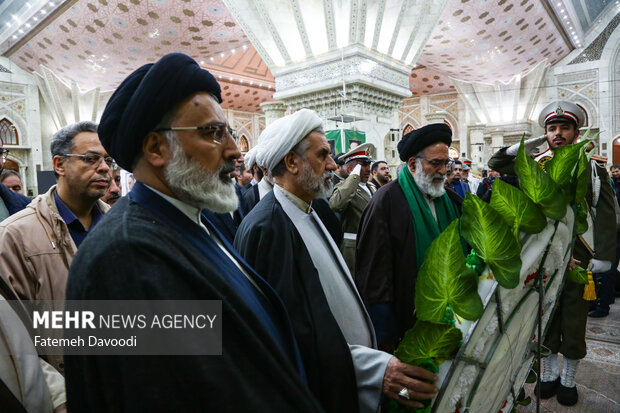 جلسه ستاد دهه فجر انقلاب اسلامی در حرم امام خمینی(ره)