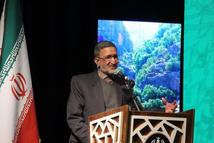 آئین تجلیل از «حشمتالله خالقی» شاعر لرستانی برگزار شد