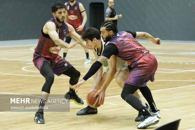 آخرین وضعیت لیگ بسکتبال برای فصل جدید؛ آغاز احتمالی دیدارها با ۱۰ تیم