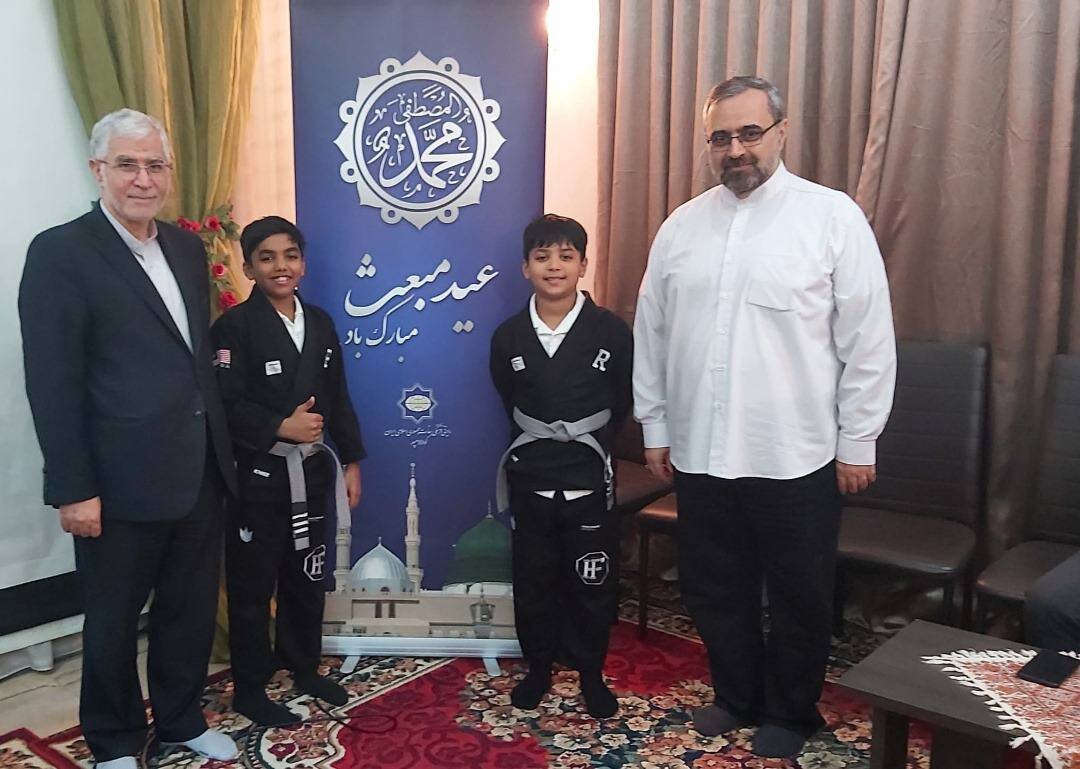 از دو نوجوان موفق ایرانی در عرصه فناوری و ورزش در مالزی تقدیر شد