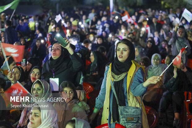 «ایران سرود» در اهواز