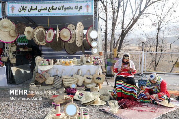 جشنواره زمستانی پل مهر مشگین شهر