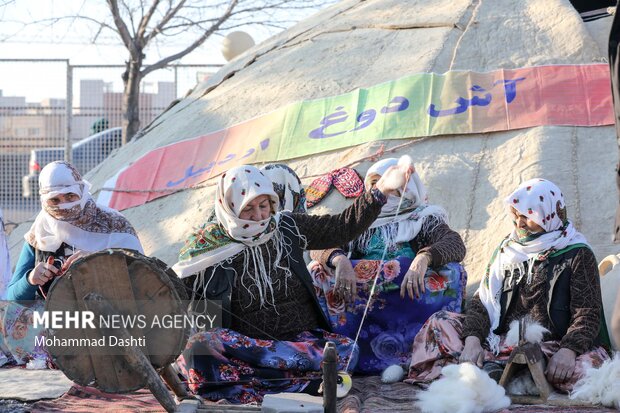 جشنواره زمستانی پل مهر مشگین شهر