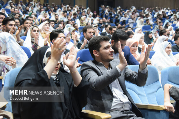 جشن ۵۰۰ زوج دانشجو در مشهد