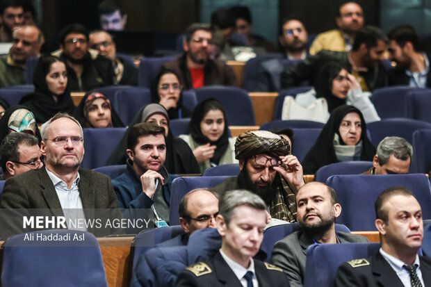 همایش «هوش مصنوعی و تمدن آینده» همایش «هوش مصنوعی و تمدن آینده»