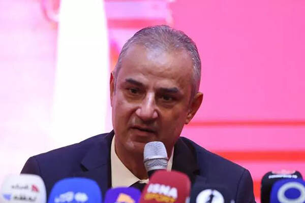 کارتال: احتمال جذب دو بازیکن زیاد است؛ بازی با فولاد چالشی خواهد بود کارتال: احتمال جذب دو بازیکن زیاد است؛ بازی با فولاد چالشی خواهد بود