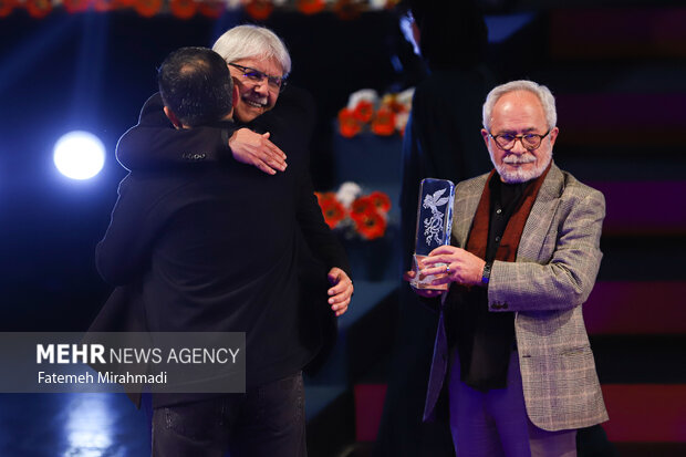 «فیلم فجر» ۴۳ افتتاح شد؛ فرصتی برای آغاز تجربه رنج و سرمستی