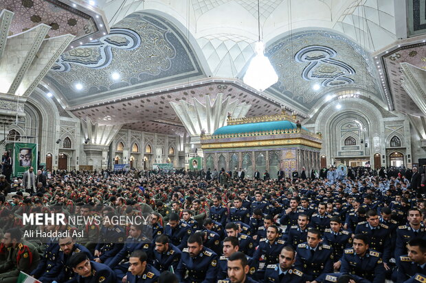 اقامه نماز عبادی سیاسی جمعه در مرقد مطهر امام خمینی (ره)