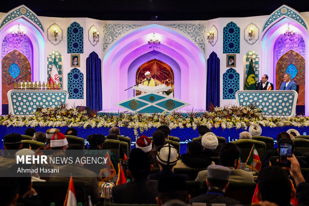 شرکتکنندگان در مسابقات بینالمللی قرآن با رهبر انقلاب اسلامی دیدار میکنند