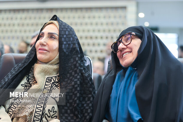 بیست و دومین مجمع خیرین امدادگران عاشورا