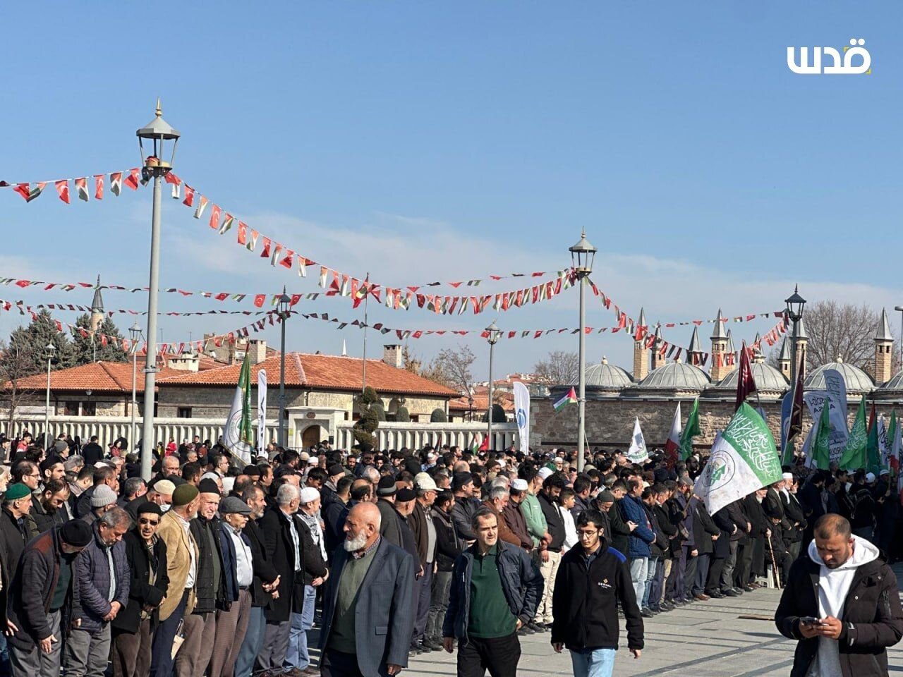 Filistin'de ve bölgede Şehit Muhammed Dayf için gıyabi cenaze namazı