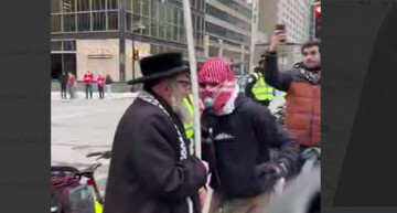 VIDEO: Anti-Zionist Jew chant for Palestine liberation