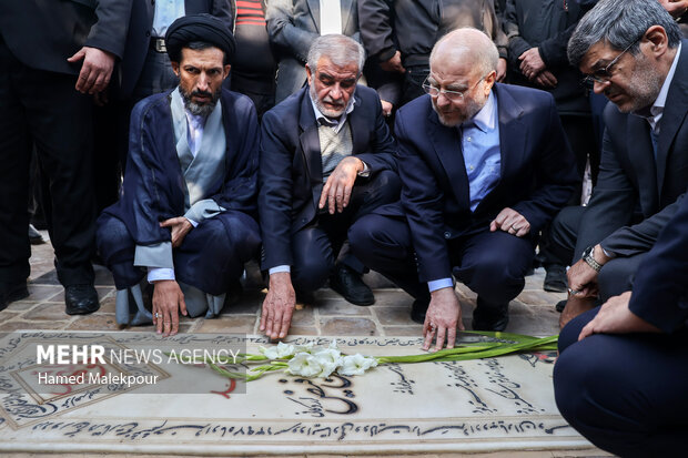 سفر رئیس مجلس شورای اسلامی به یزد سفر رئیس مجلس شورای اسلامی به یزد