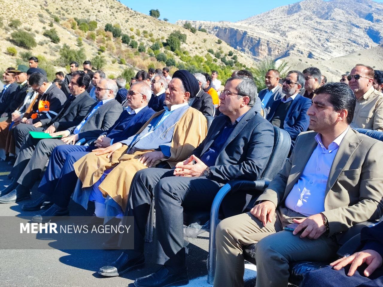 بهره برداری قطعه اول راه ارتباطی لنده به تراب؛  ۴.۶ کیلومتر جاده ایجاد شد