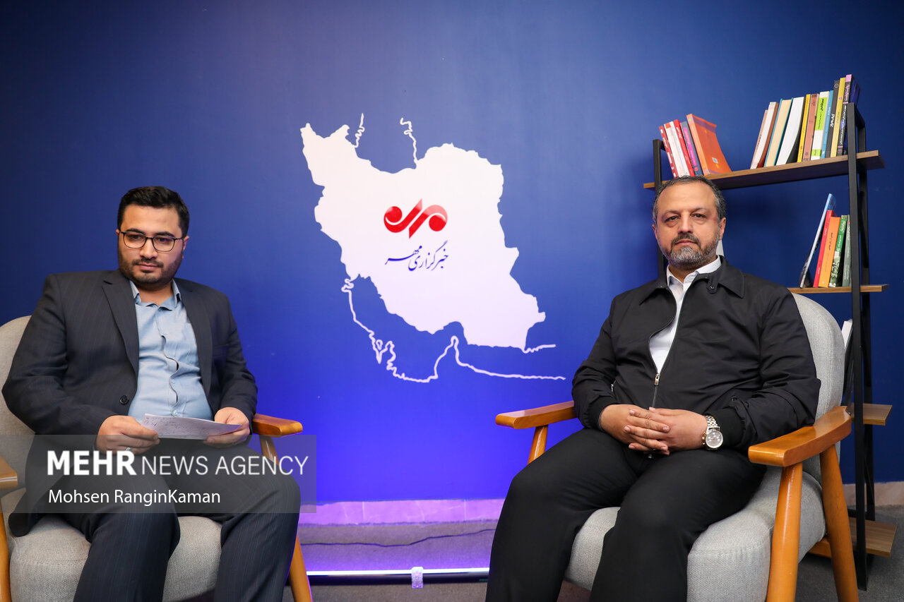 خاندوزی: منفعت مردم برای شهید رئیسی خیلی اهمیت داشت خاندوزی: منفعت مردم برای شهید رئیسی خیلی اهمیت داشت