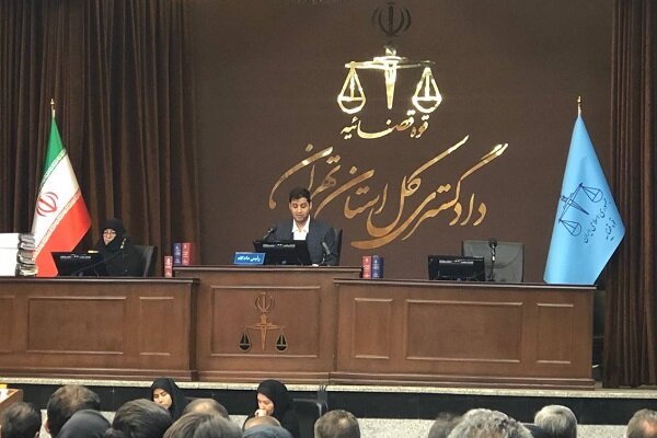دادخواهی خانواده‌های شهدا و آسیب‌دیدگان در حرم شاهچراغ از آمریکا