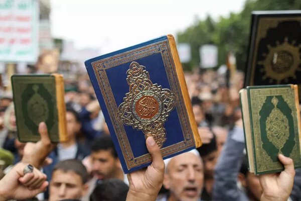 Danish extremist party leader burns Quran in Copenhagen Danish extremist party leader burns Quran in Copenhagen