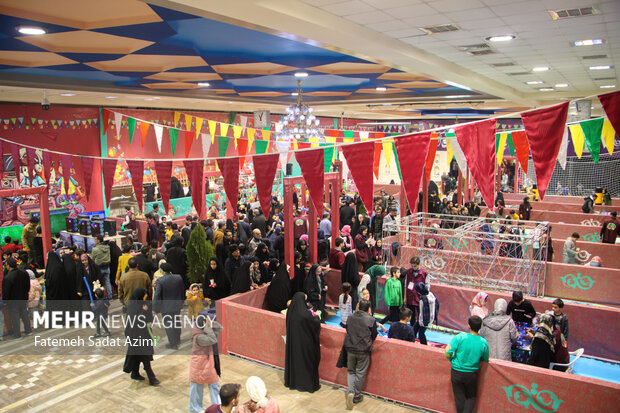 بازدید ۸۶ هزار نفری قمیها از شادواره شهروندی