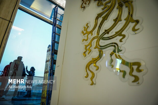 ماجرای «تاکسیدرمی» گوزن زرد؛ «موسی کلیمالله (ع)» و «صددام» باهم به جشنواره میآیند