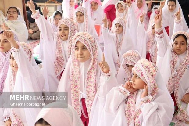 جشن عبادت ۲۰ هزار دانشآموز گلستانی برگزار شد