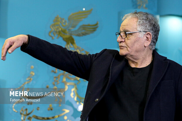 ماجرای برومند و بابک ادامه دارد؛ تشویق عوامل «زیبا صدایم کن» توسط خانوادههایشان!